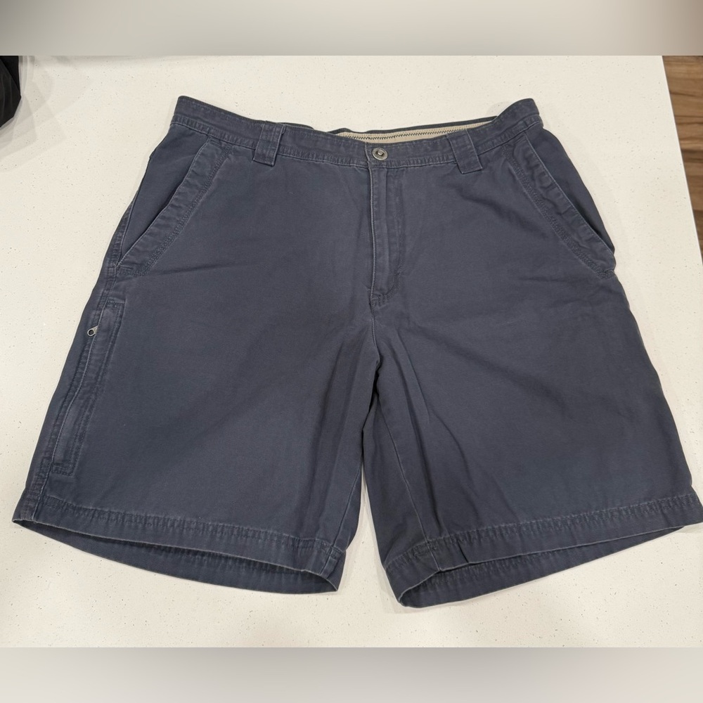 Columbia Men's Dark Navy Cargo Shorts